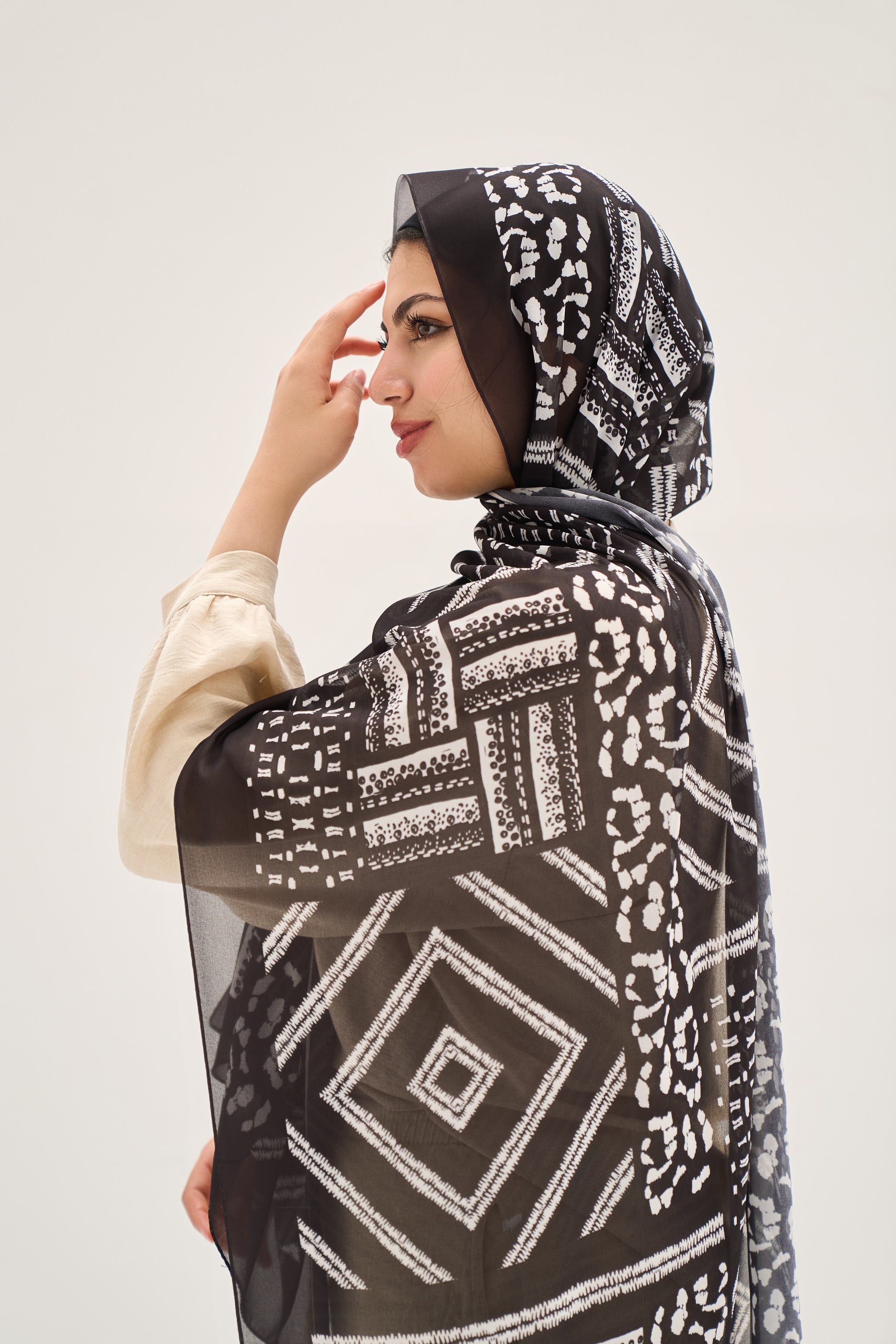 Black & White Hijab
