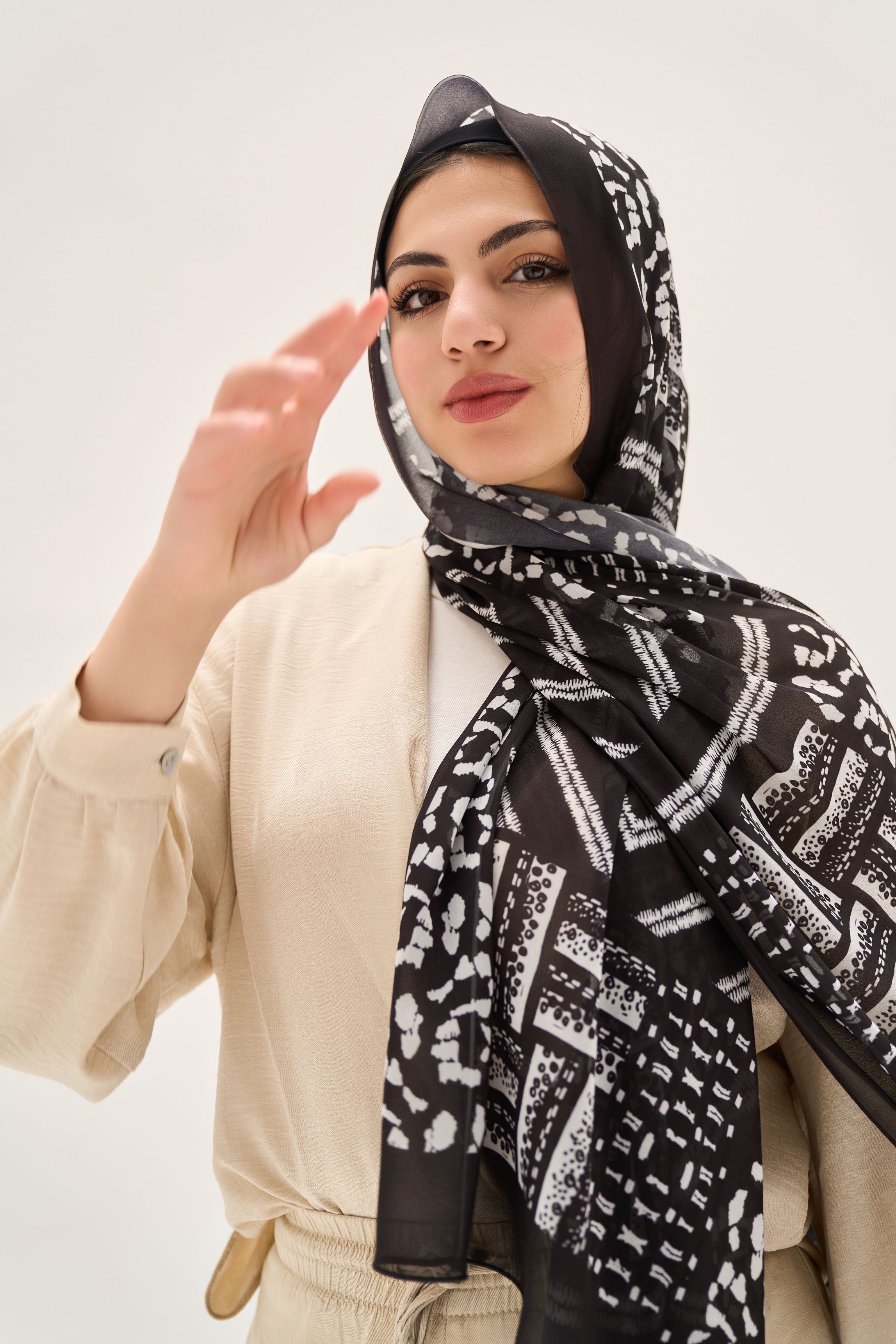 Black & White Hijab