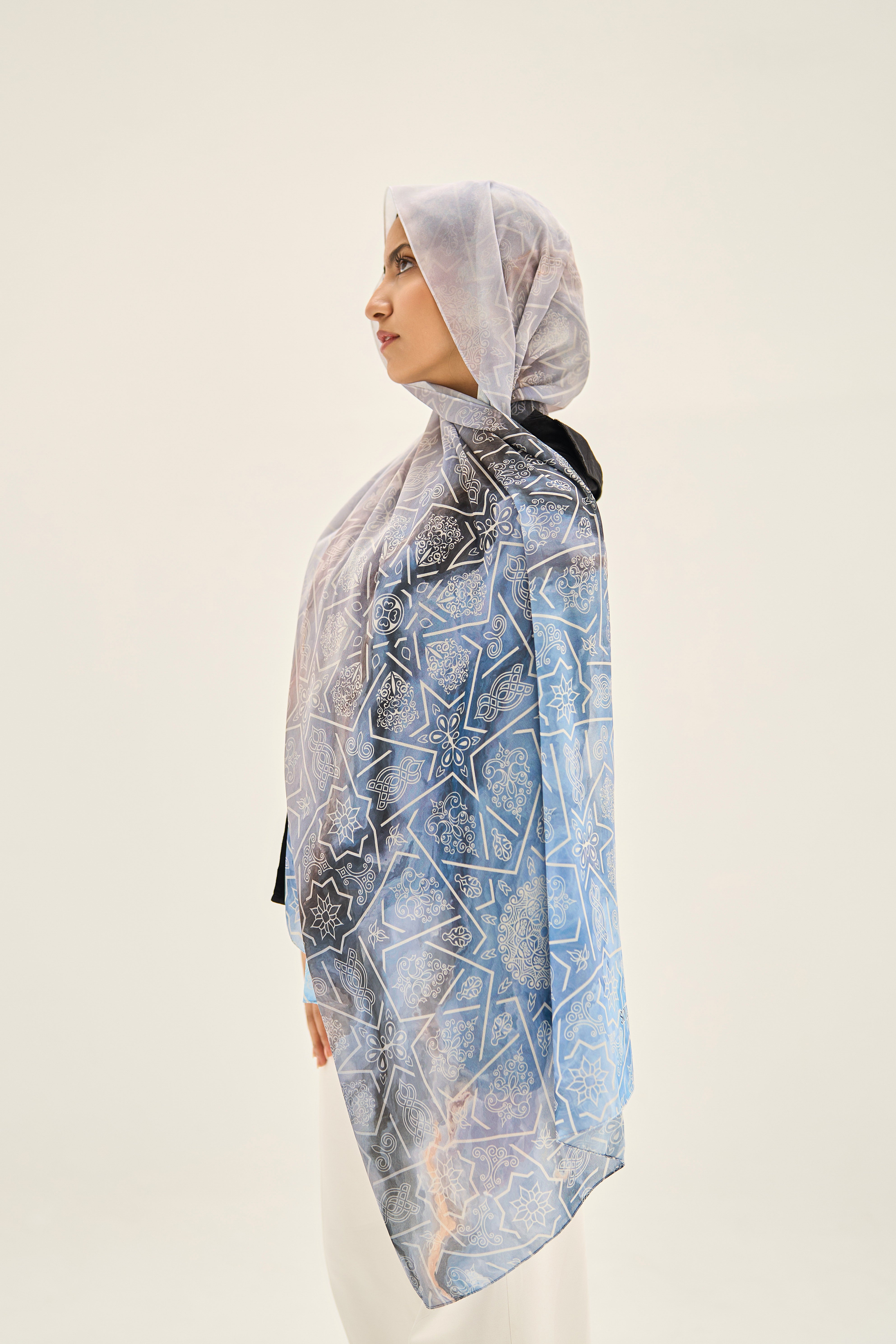 Univers Queen Hijab