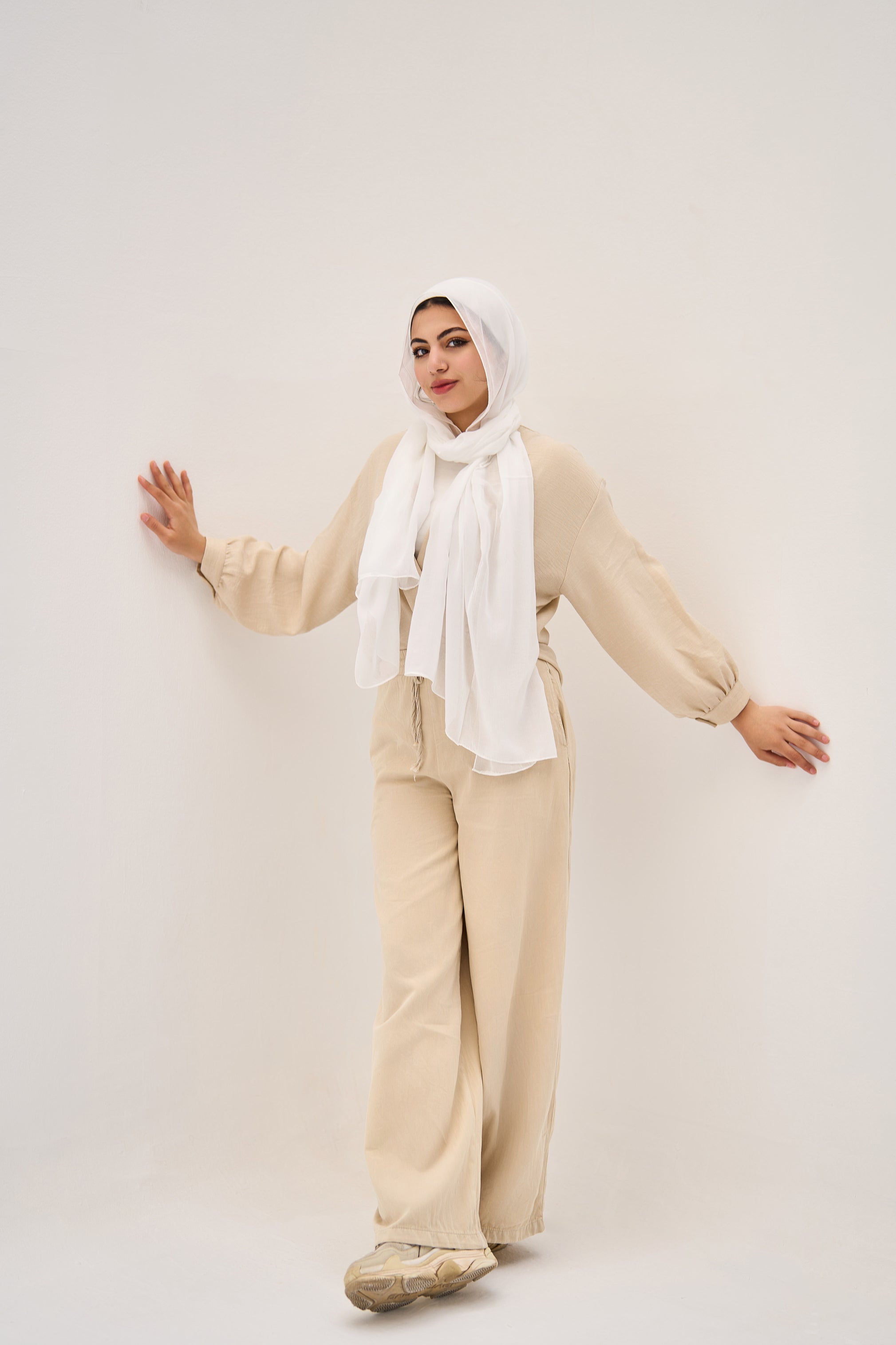 WHITE Elegance Hijab