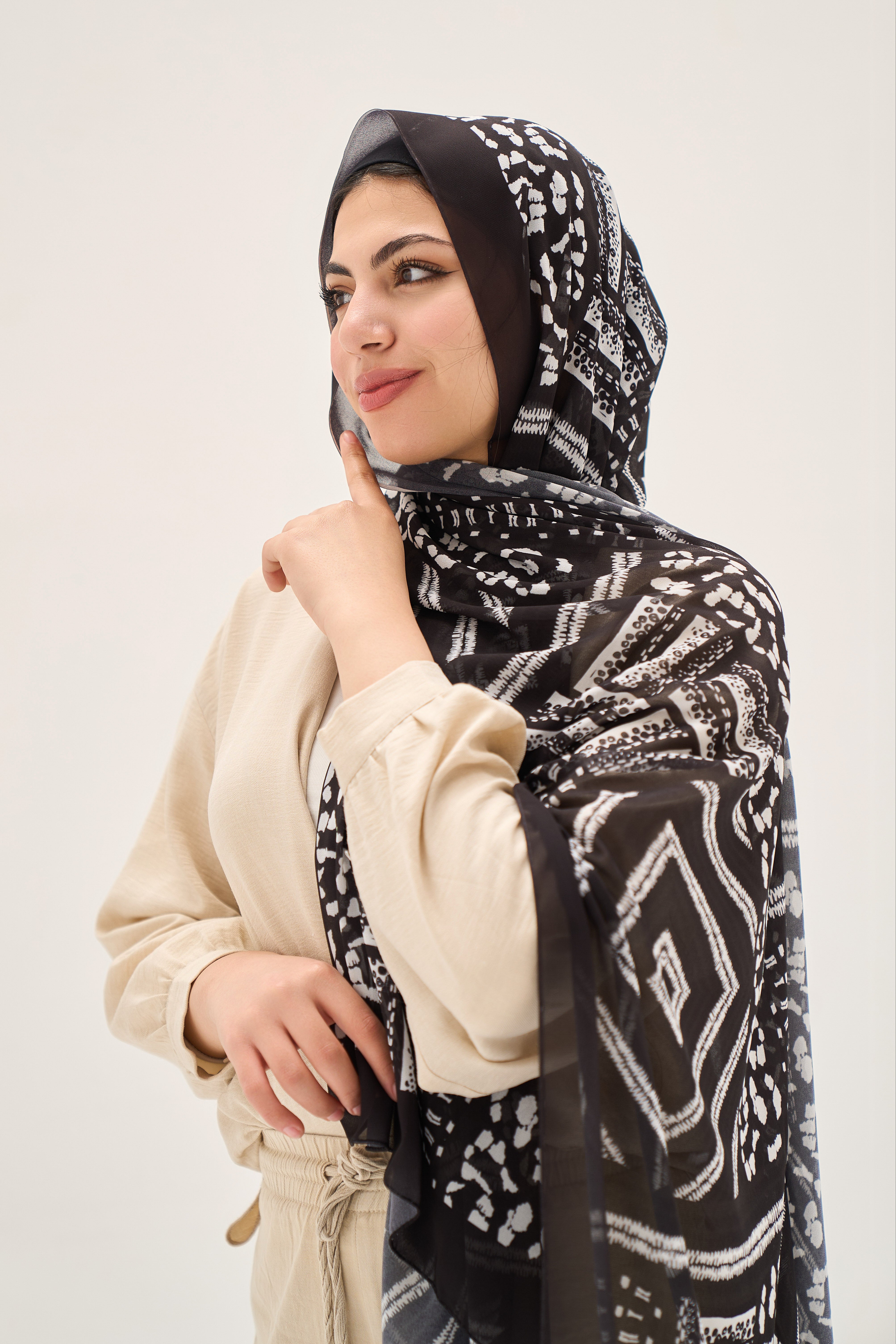 Black & White Hijab