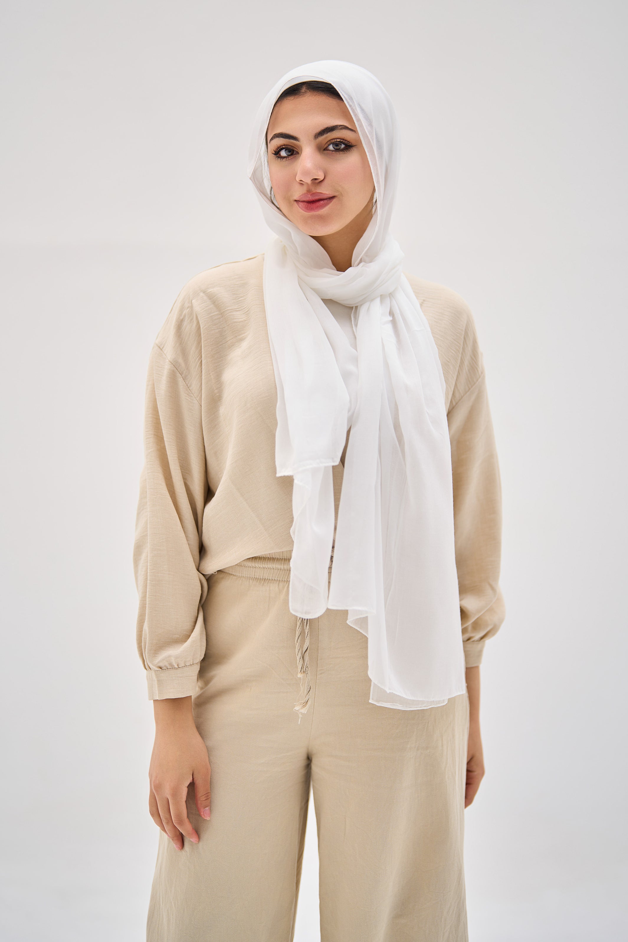 WHITE Elegance Hijab